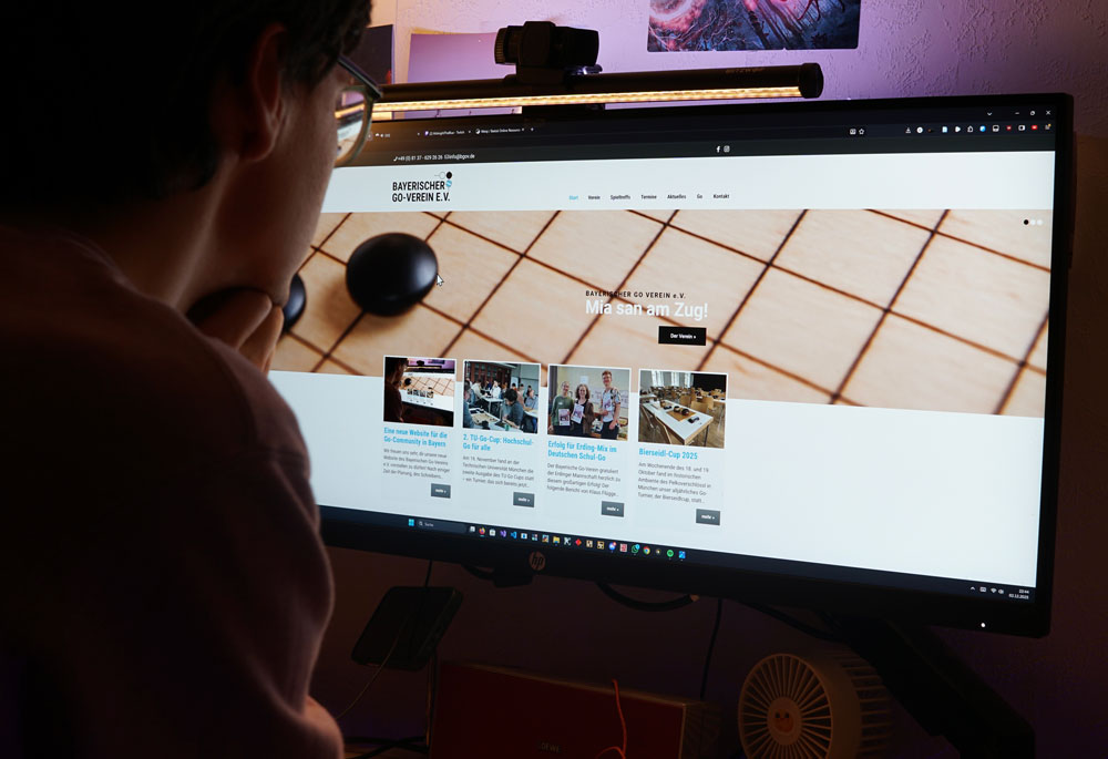 Wir freuen uns sehr, dir unsere neue Website des Bayerischen Go-Vereins e.V. vorstellen zu dürfen! Nach einiger Zeit der Planung, des Schreibens...